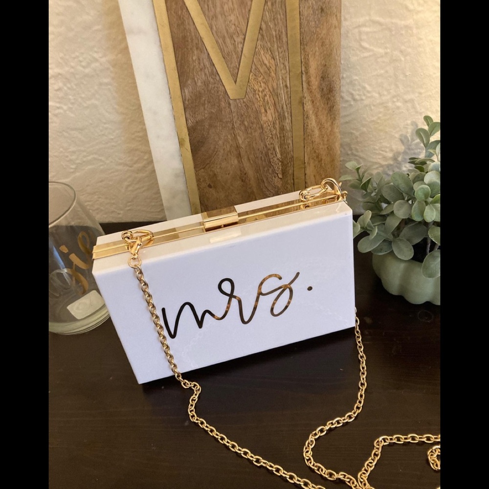 New Mrs Gold & White clutch